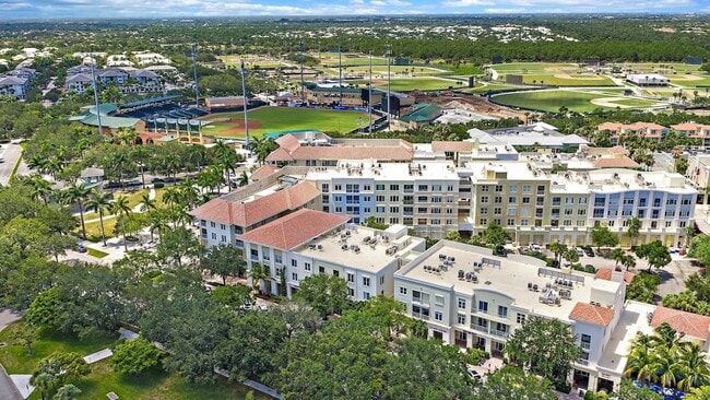 Building Photo - 1200 Town Center Dr