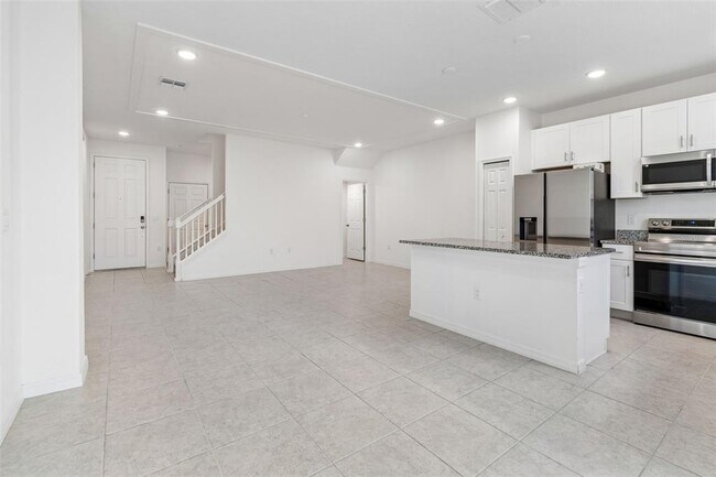 Building Photo - 34214 Cinder Wy