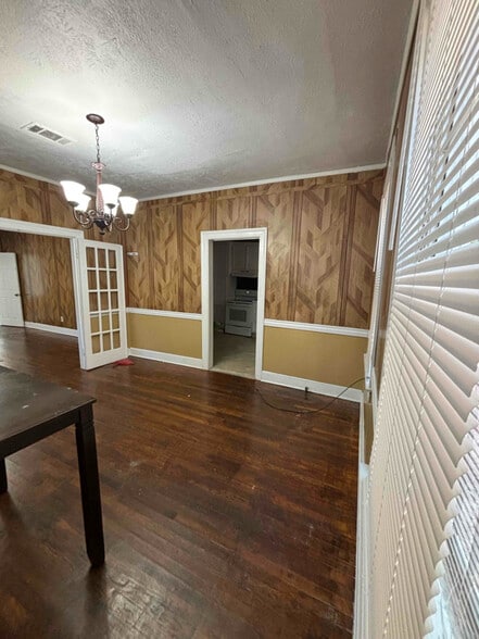 Building Photo - 761 Wingfield St