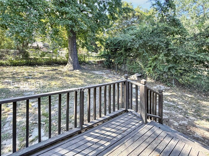 Building Photo - 1302 Frisco St