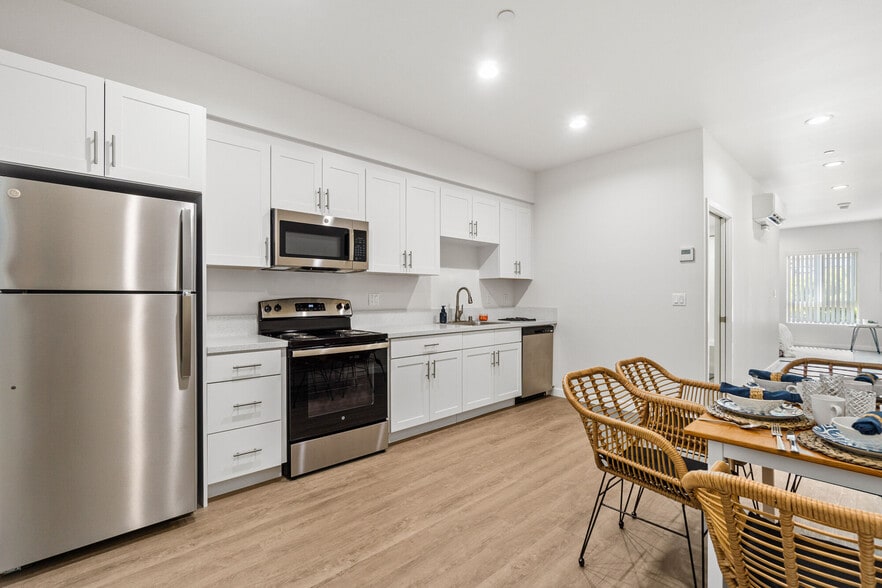 Building Photo - Pakeva