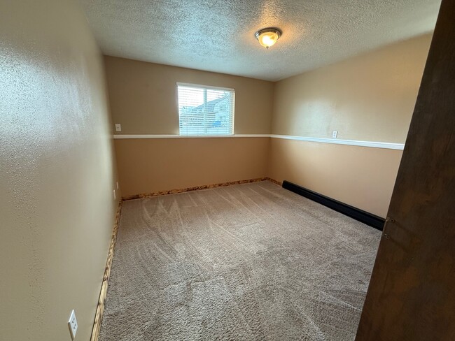 Building Photo - 310 N 9th Ave