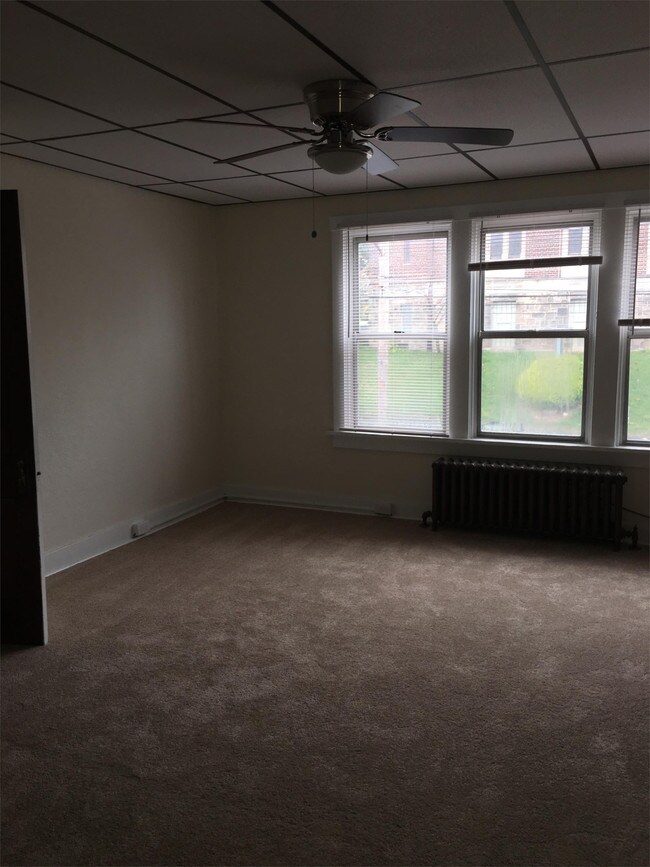 Building Photo - 2815 Brownsville Rd