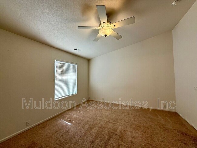 Building Photo - 2273 Falkirk Dr