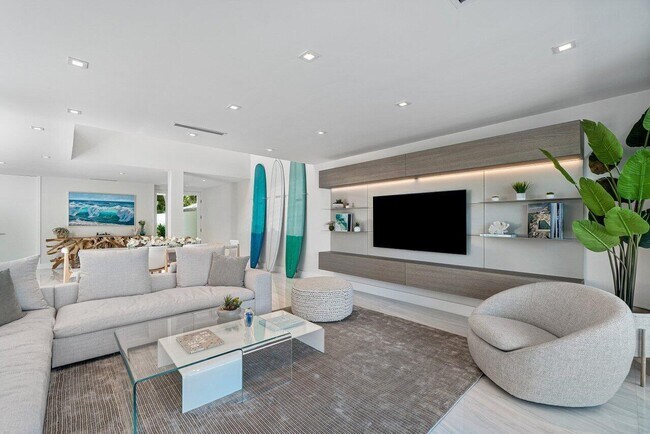 Building Photo - 5284 Boca Marina Cir S