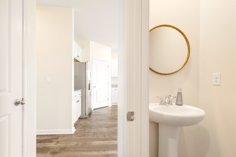 Building Photo - 1715 Perthshire Lp