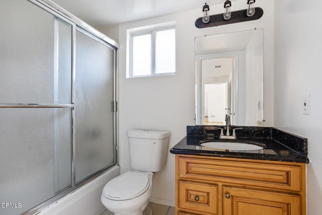 Building Photo - 1455 Avonrea Rd