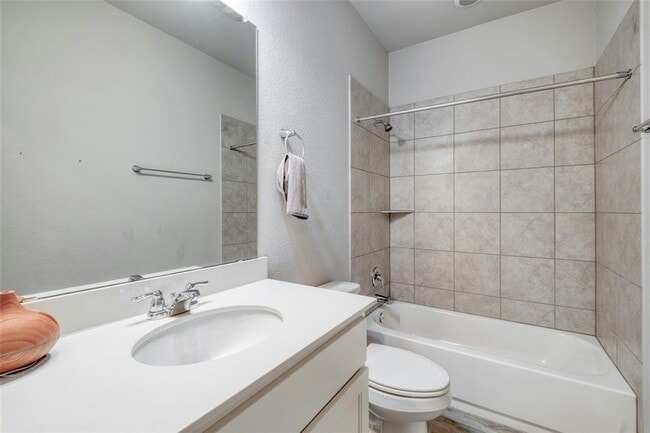 Building Photo - 205 Prosecco Path