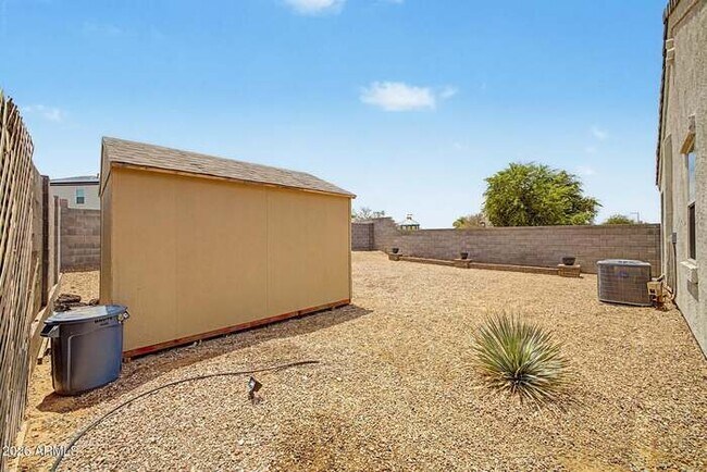 Building Photo - 30777 W Picadilly Rd