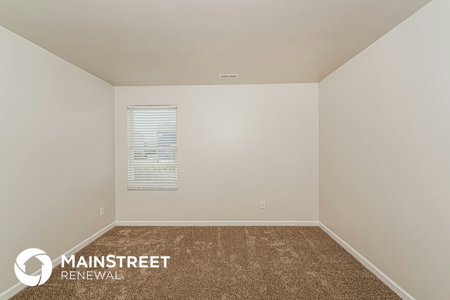 Building Photo - 22947 Downing Park Cir