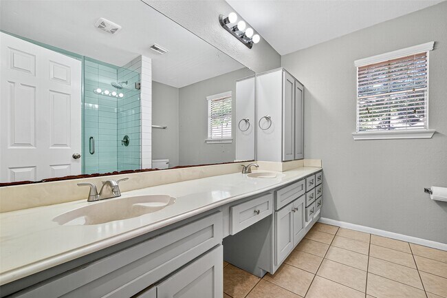 Building Photo - 7411 Pacific Ridge Ct