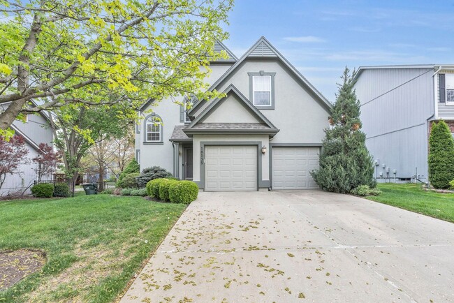 Primary Photo - Wonderful 4 Bedroom Home in Palisades Park