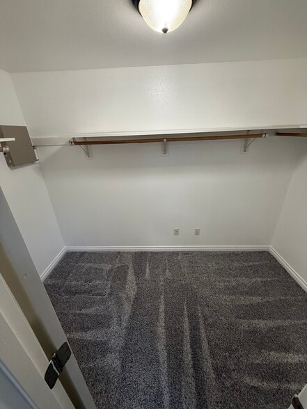 Building Photo - 13001 NE 89th St