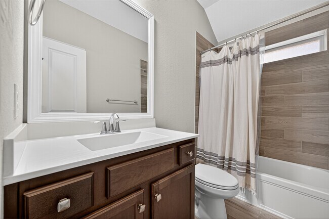 Building Photo - 4550 Shallow Ember Dr