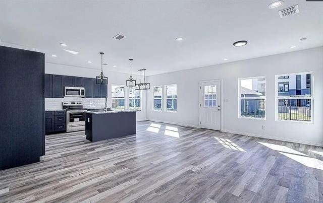 Building Photo - 125 Magnolia Ests St