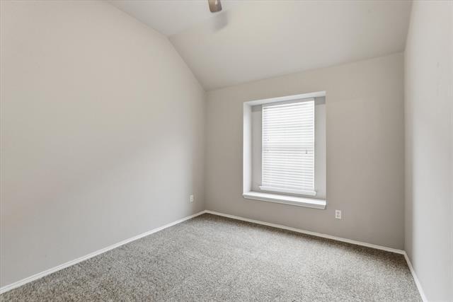 Building Photo - 2661 Redcedar Dr