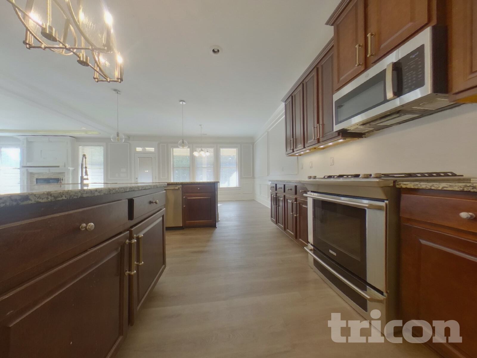 Building Photo - 4617 Town Manor Dr