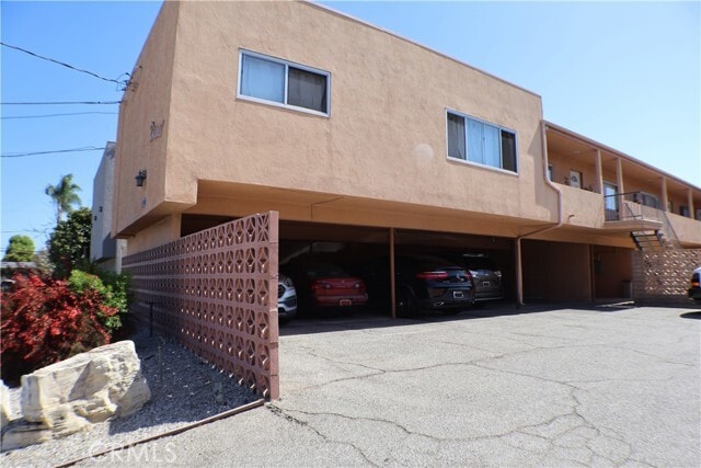 Building Photo - 21024 Reynolds Dr