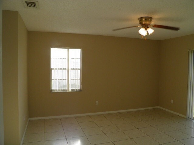 Building Photo - Single Family Home in BVL, Kissimmee