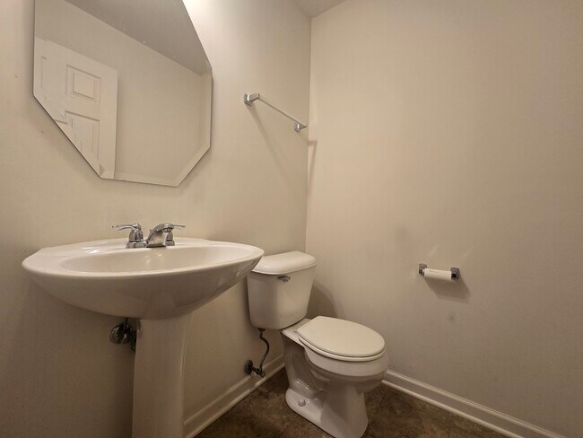 Building Photo - 460 S Jade Ln