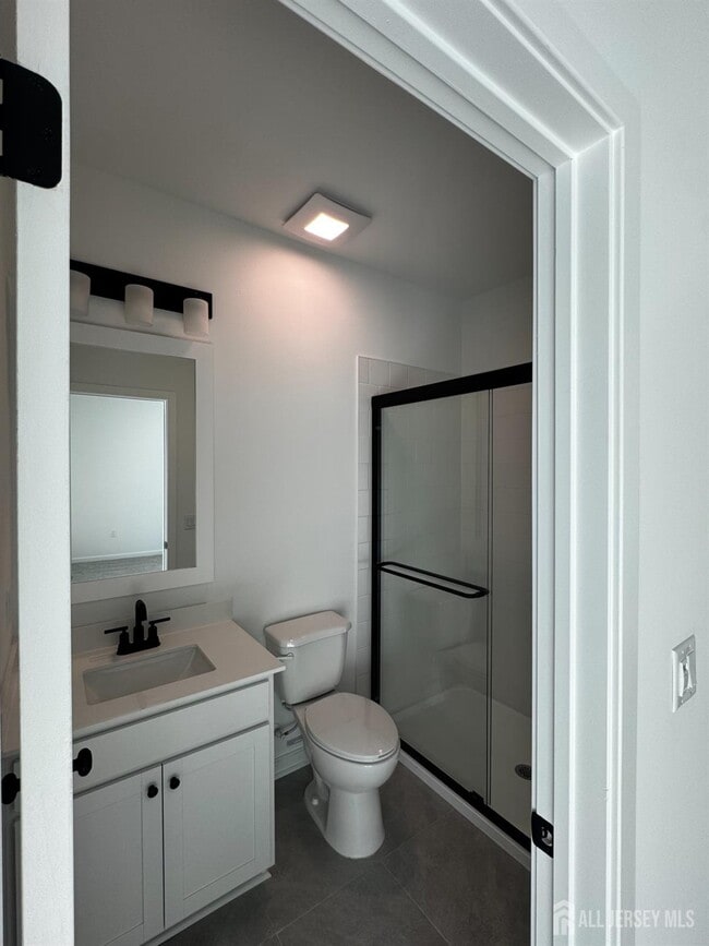 Building Photo - 59 Basswood St