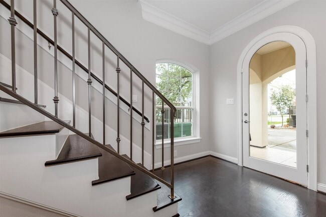 Building Photo - 5637 Kiam St