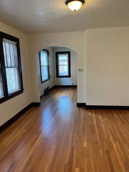 Building Photo - 436 Shady Ave