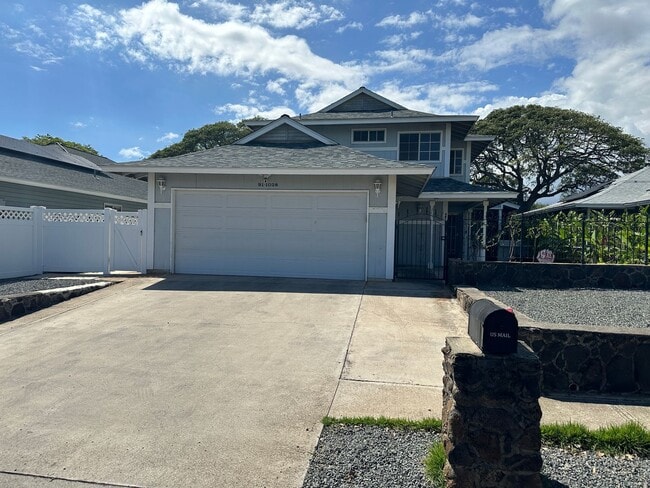 Primary Photo - Free Perks, Spacious 4-Bedroom, 3-Bath Home!