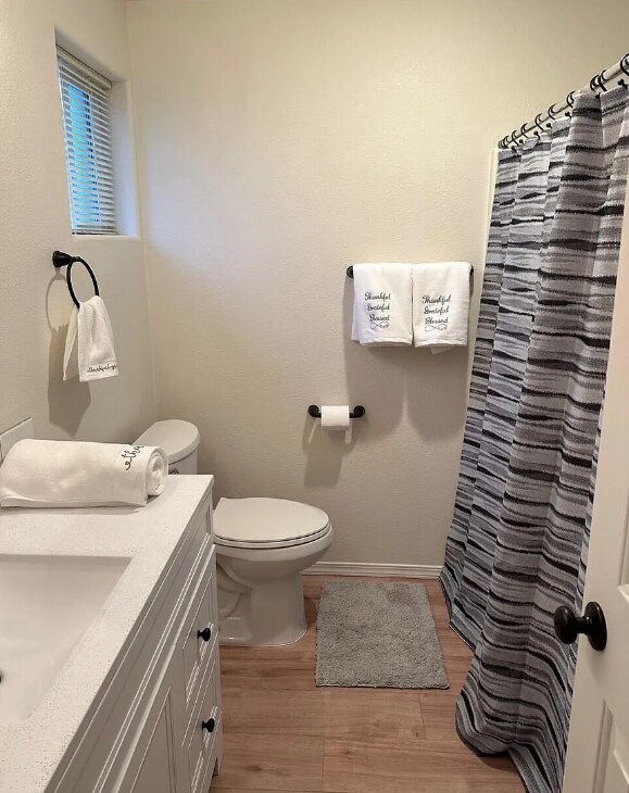 Building Photo - 3238 SW Metolius Ave