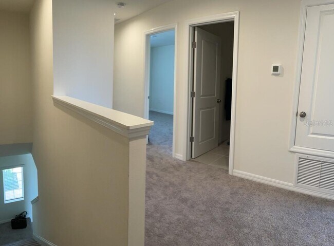 Building Photo - 2134 Crystal Bell St