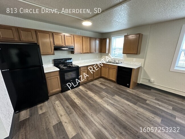 Primary Photo - 1011 N 2nd St