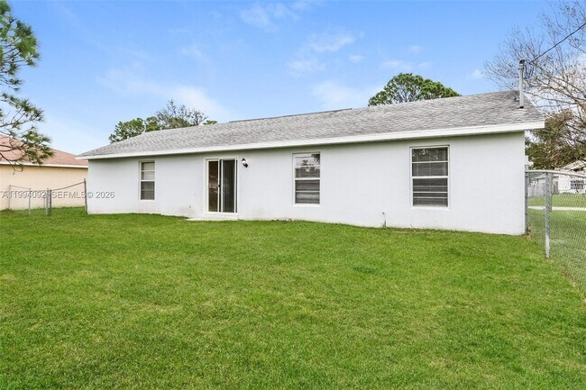 Building Photo - 1274 SW Byron St