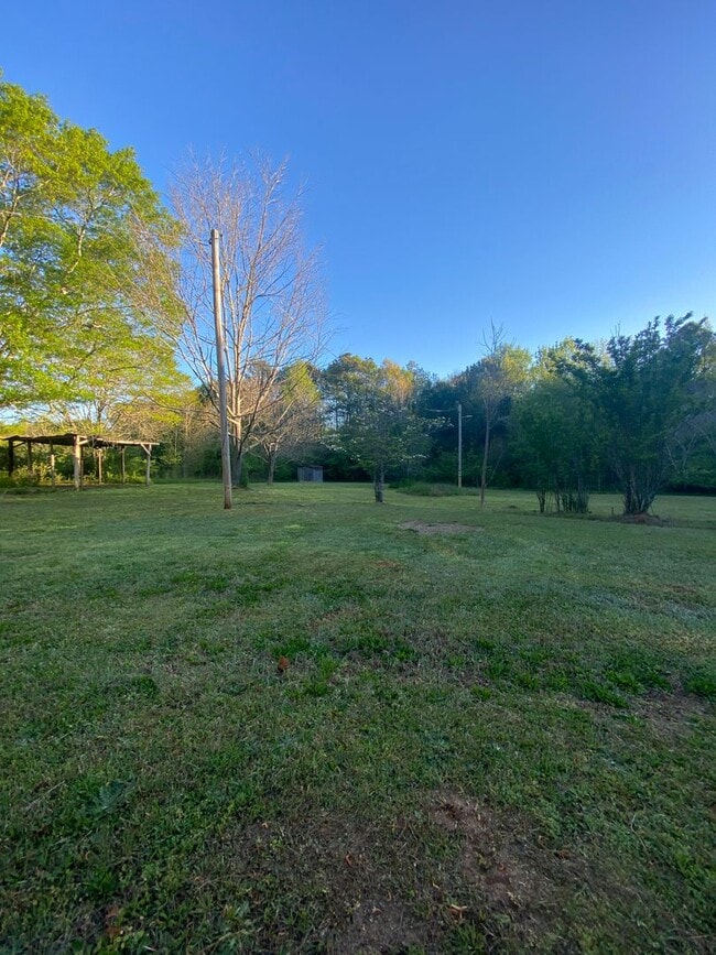 Building Photo - Oglethorpe County – Charming 3 Bedroom Home