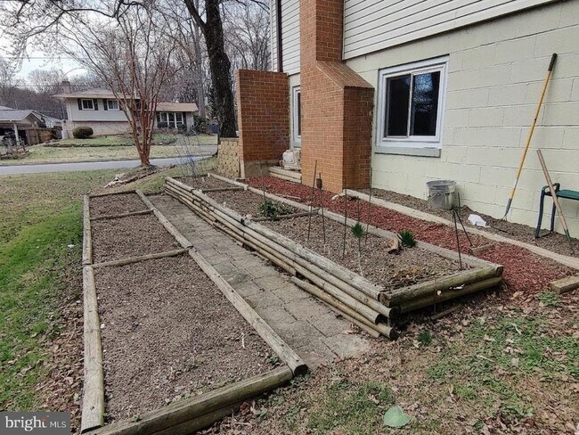 Building Photo - 11106 Del Rio Dr