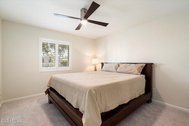 Building Photo - 8338 E San Rafael Dr