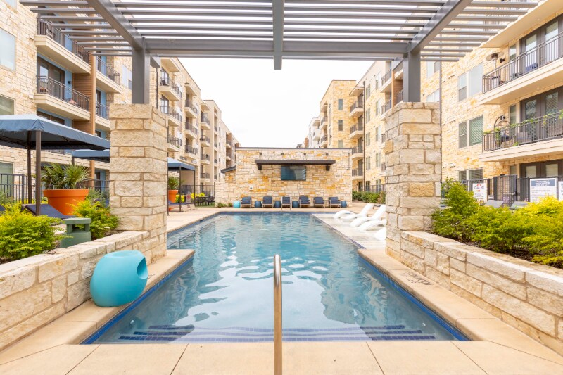 Building Photo - 3801 Vitruvian Way