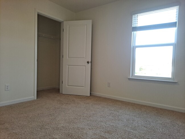 Building Photo - 7215 Jumping Jack Ln