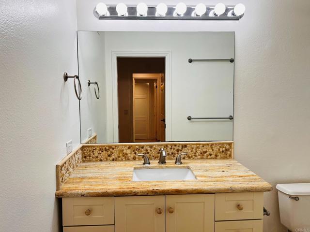 Building Photo - 4587 Cove Dr