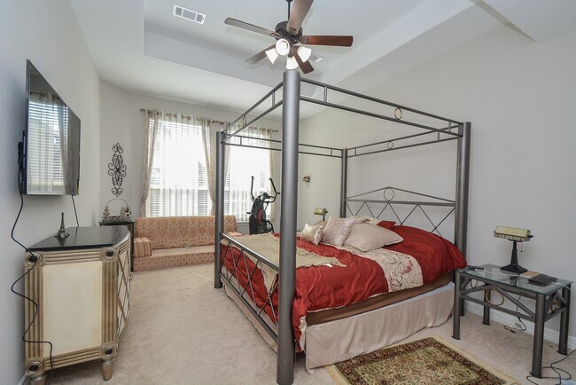 Building Photo - 23523 San Ricci Ct