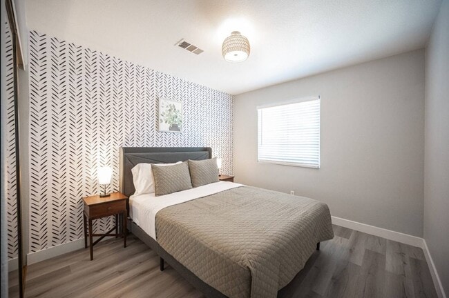 Building Photo - 8322 Montgomery St