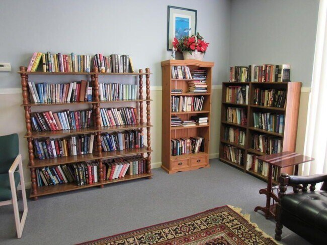 Building Photo - 2050 Oleander Blvd