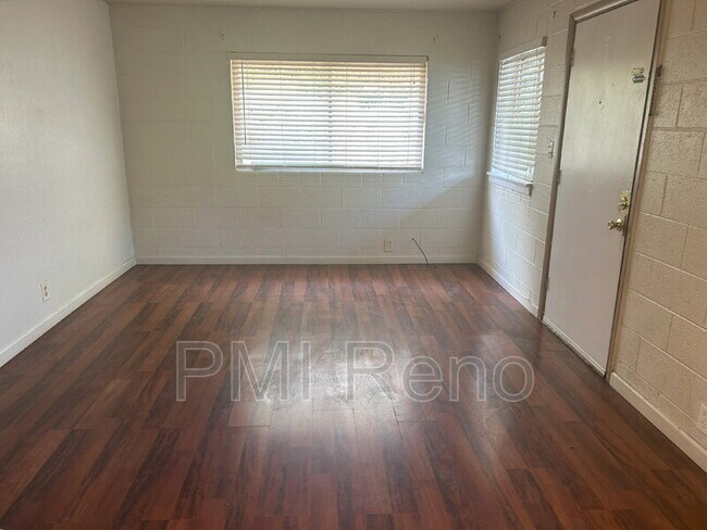 Building Photo - 2075 Patton Dr
