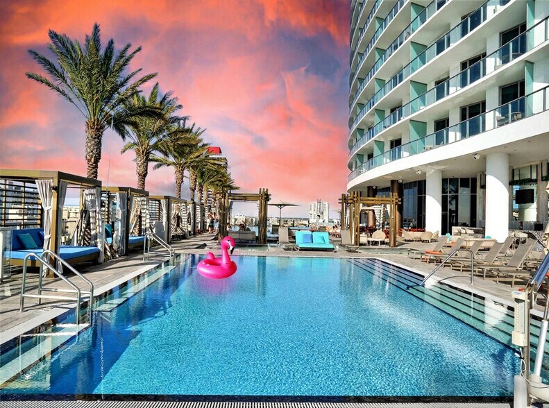 Building Photo - 4111 S Ocean Dr