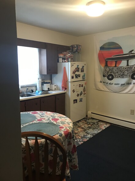 212 C - 212 Lindell Dr