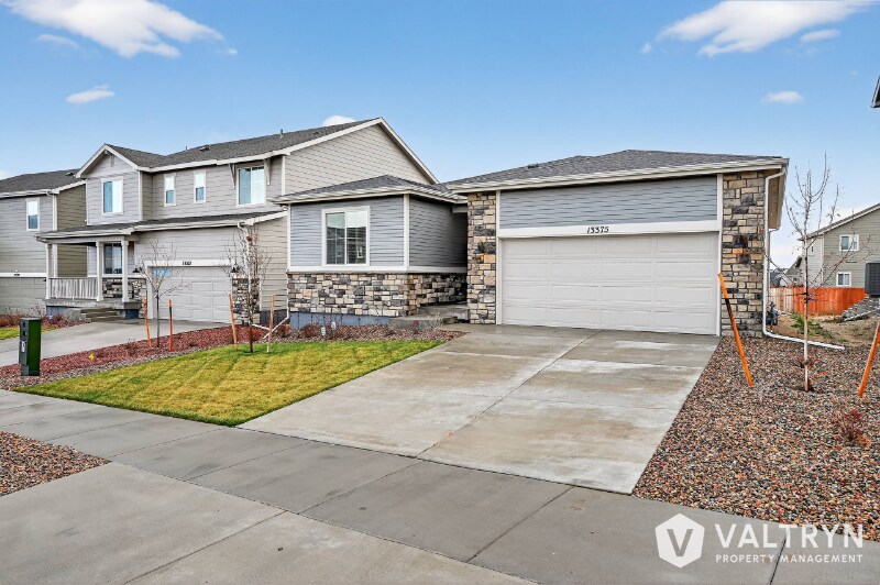 Building Photo - 13375 Valley Peak Dr