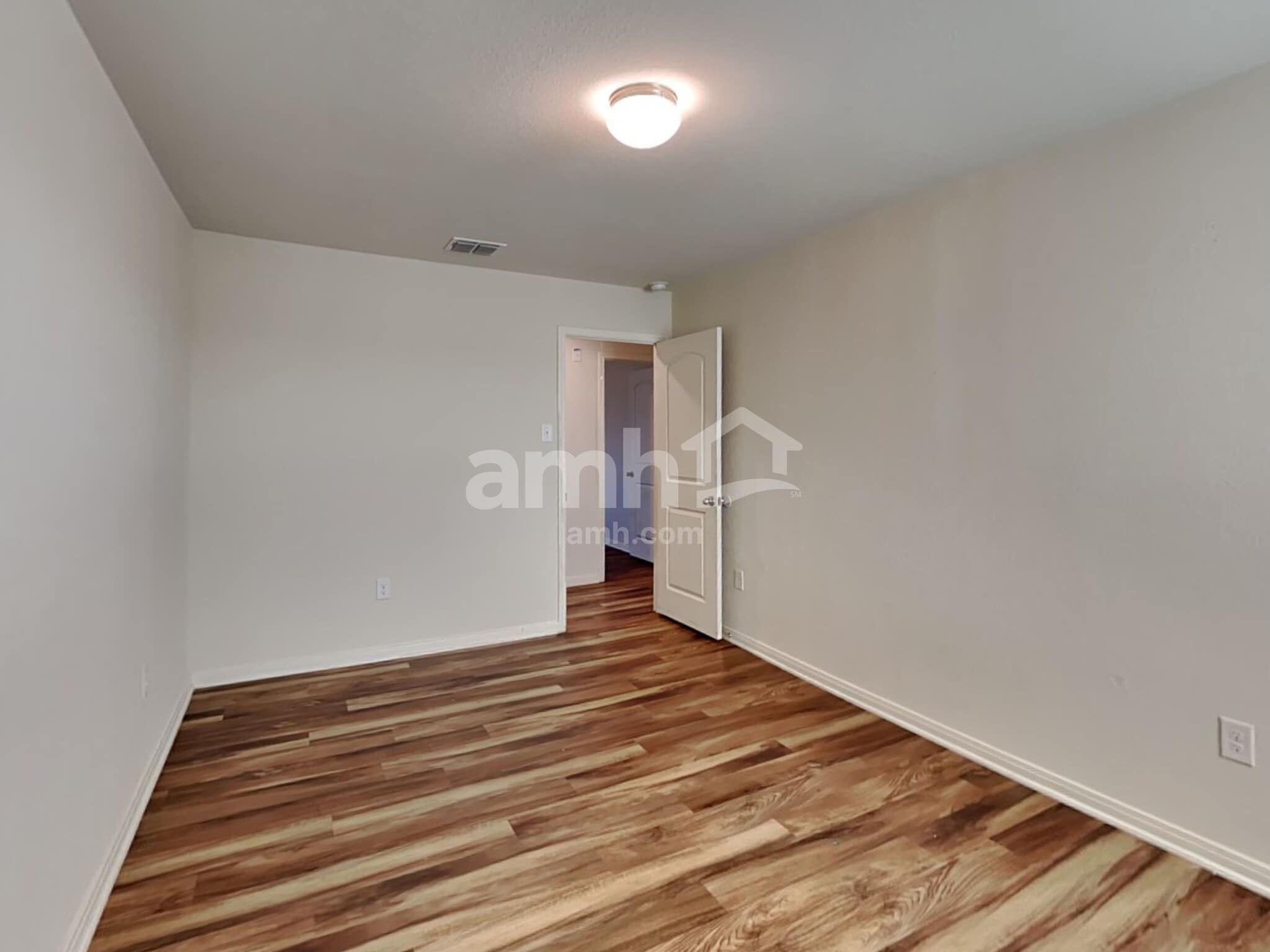 Building Photo - 12318 Commander Dr