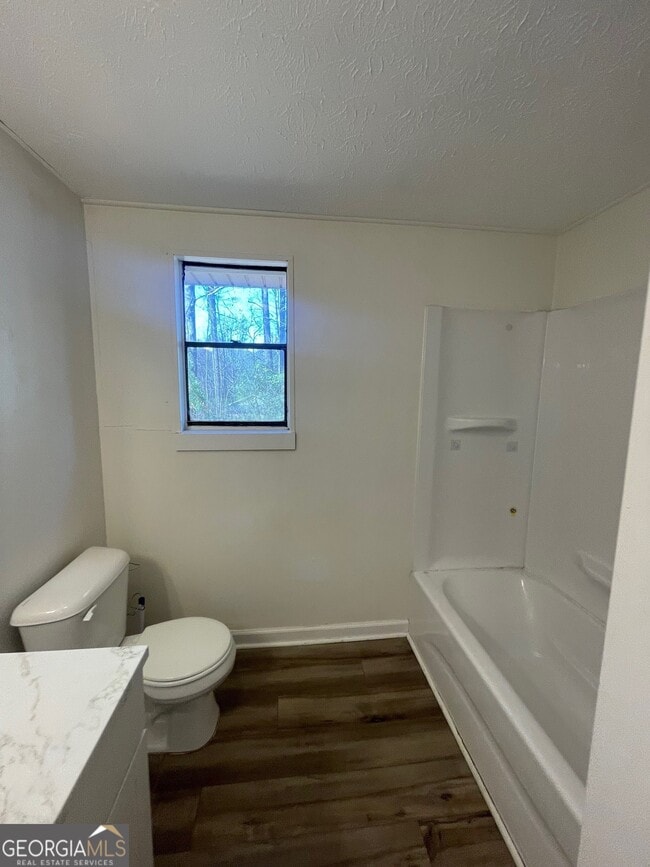 Building Photo - 150 S Meadowcliff Cir