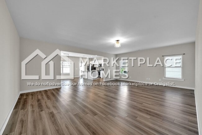 Building Photo - 2154 Ellsworth Loop Rd