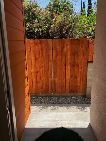 Building Photo - 22427 Dolorosa St