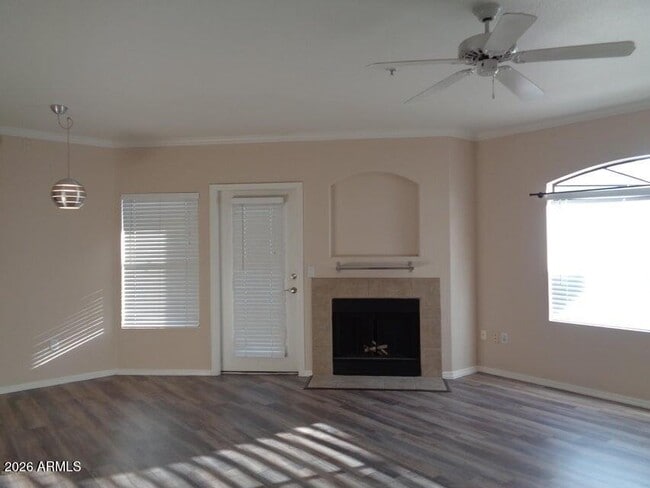 Building Photo - 15095 N Thompson Peak Pkwy